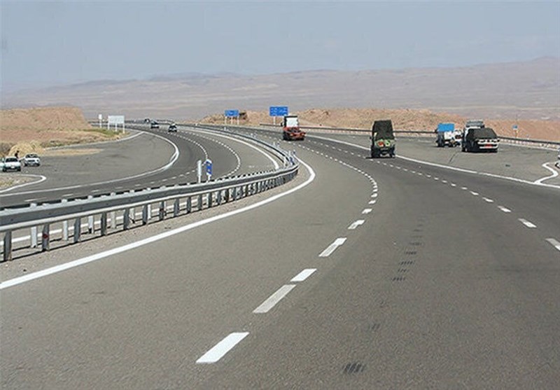 اعزام ۱۴ راهدار استان مرکزی به ایلام برای خدمت‌رسانی به زائران اربعین