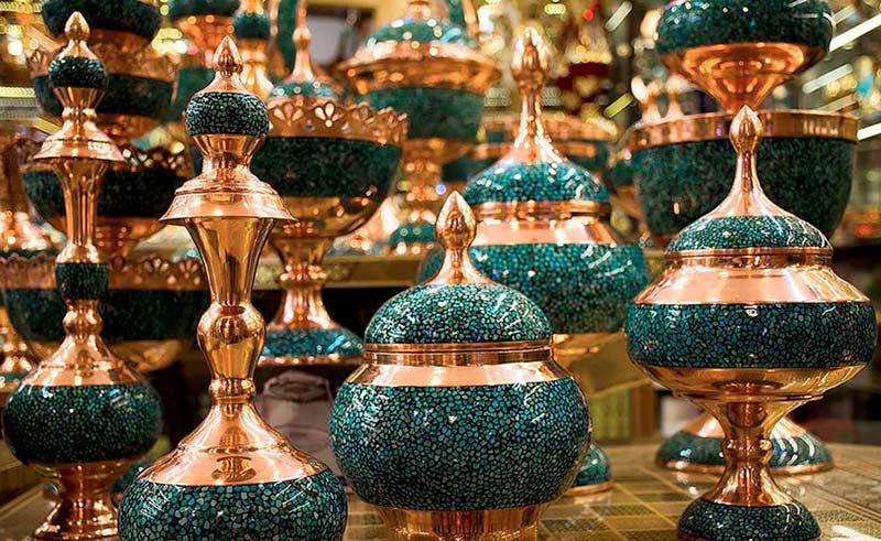 دریافت وام مشاغل خانگی ۱۸ هنرمند صنایع دستی در خمین