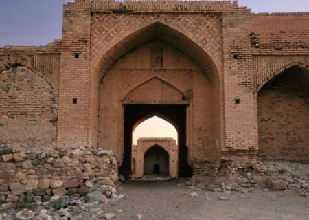 ۱۰  اثر تاریخی استان مرکزی در انتظار سرمایه‌گذار
